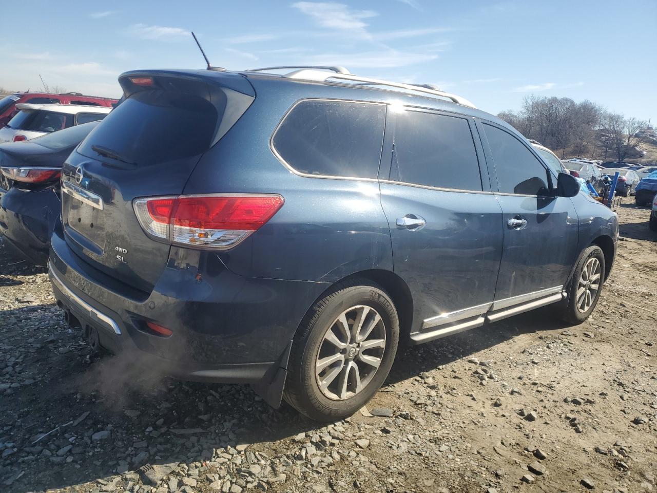 2013 Nissan Pathfinder - Image 3