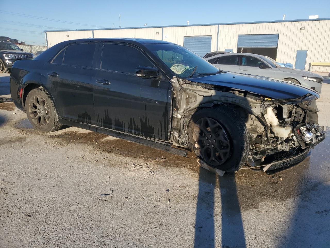 2016 Chrysler 300 - Image 4