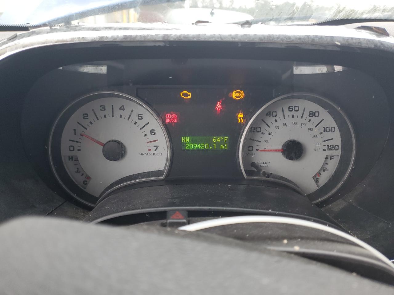 2010 Ford Explorer - Image 9