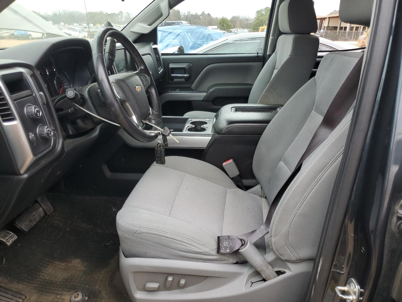 2017 Chevrolet Silverado - Image 7