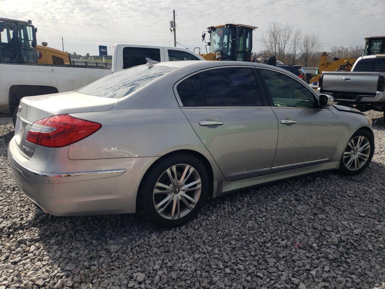 2012 Hyundai Genesis - Image 3