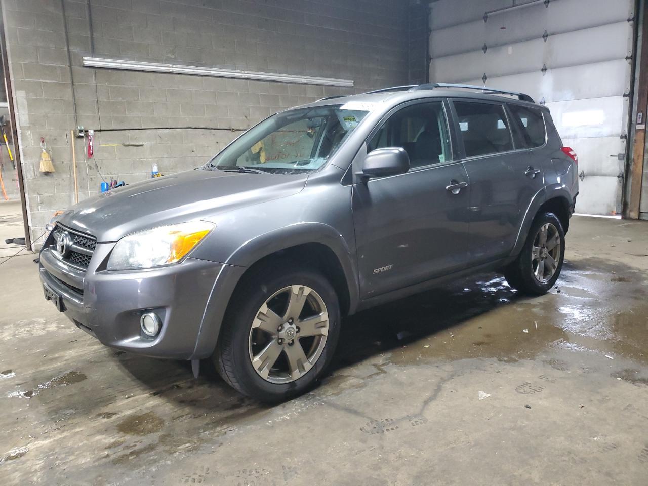 2010 Toyota RAV 4 - Image 1