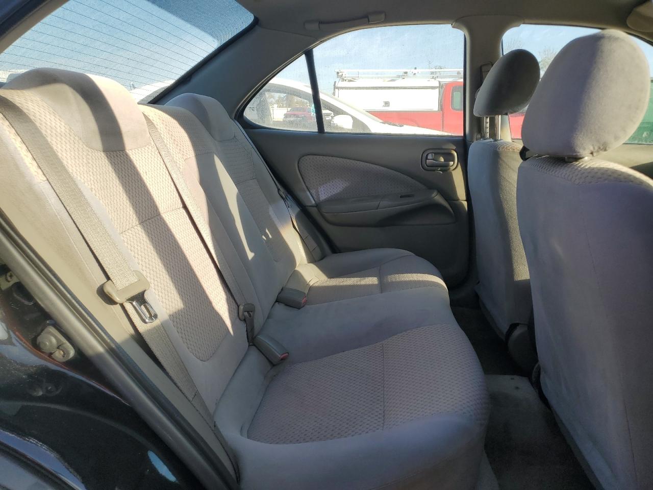 2006 Nissan Sentra - Image 10