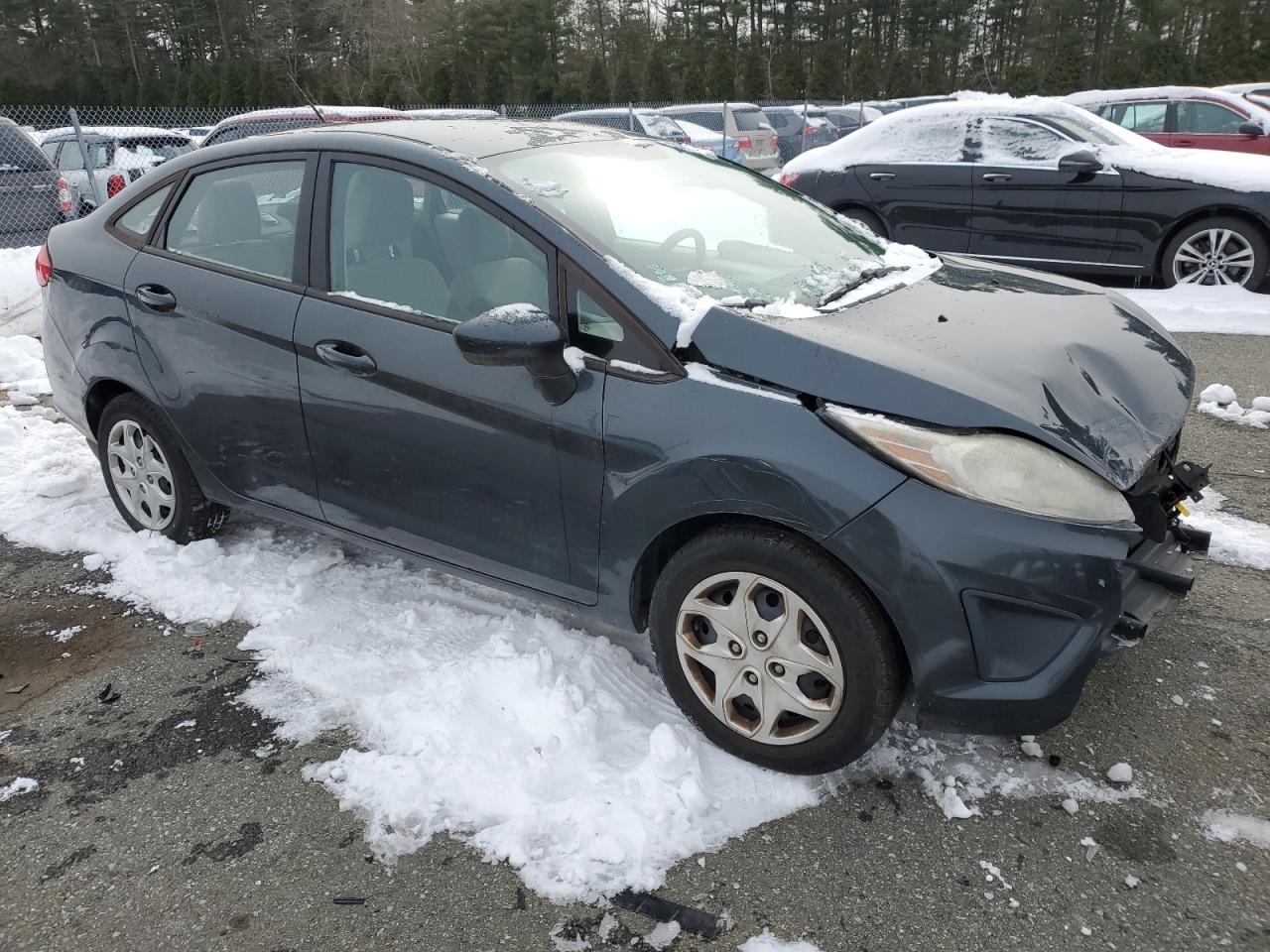 2011 Ford Fiesta - Image 4