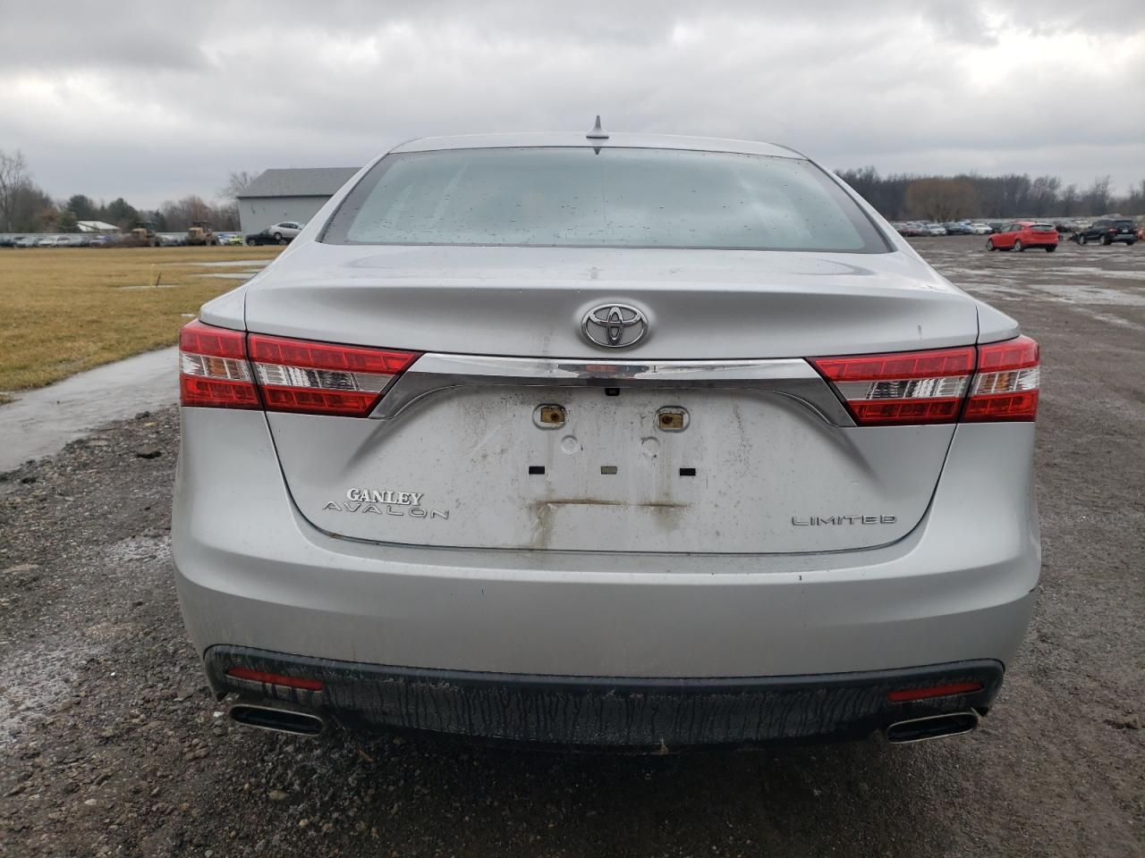 2013 Toyota Avalon - Image 6