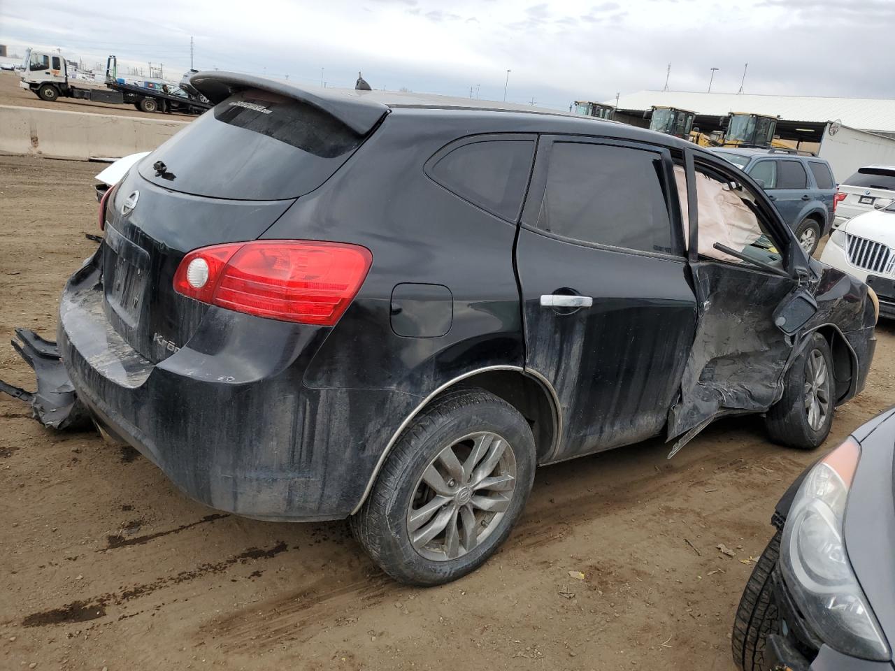2010 Nissan Rogue - Image 3