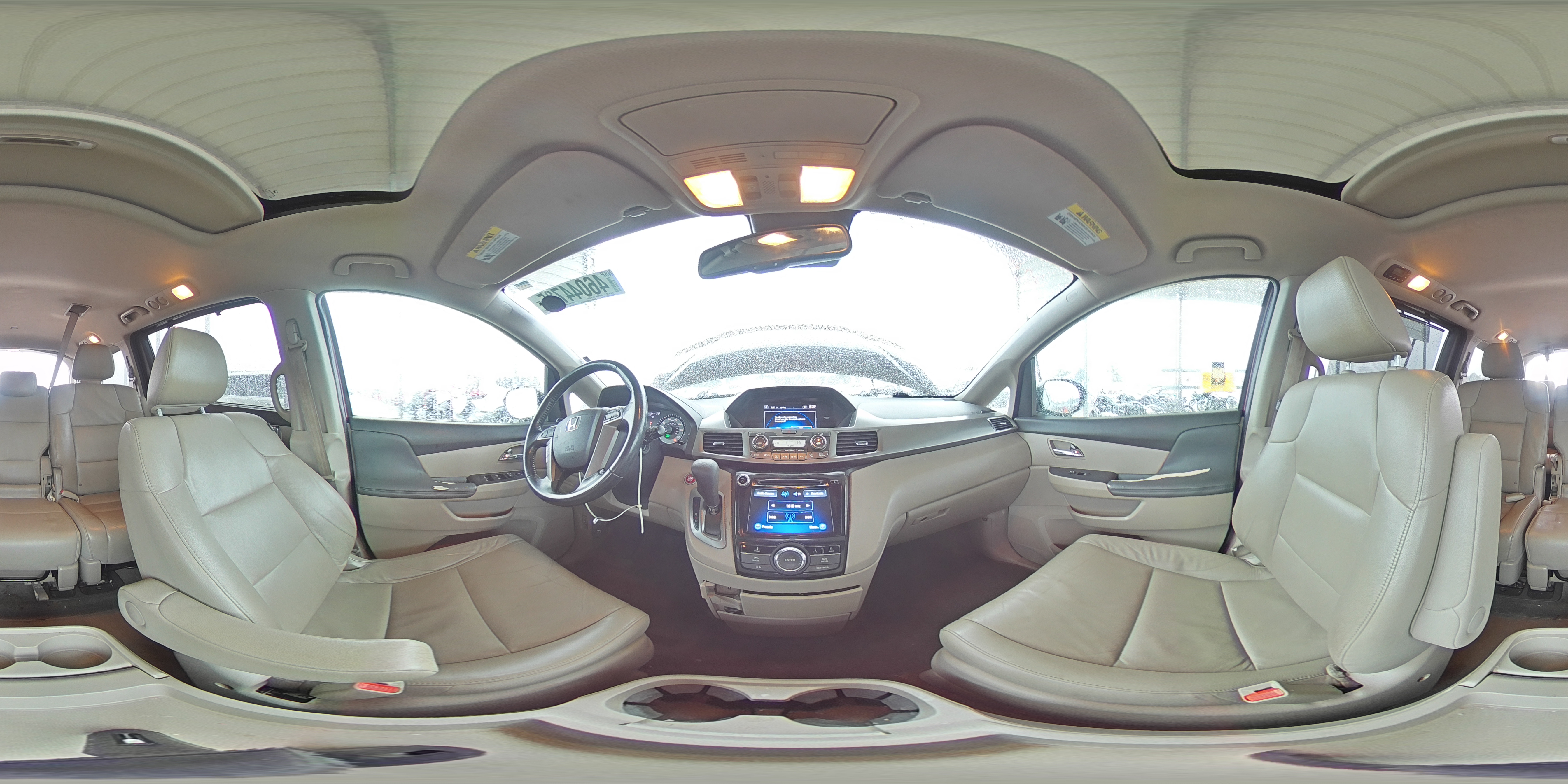 2016 Honda Odyssey - Image 14