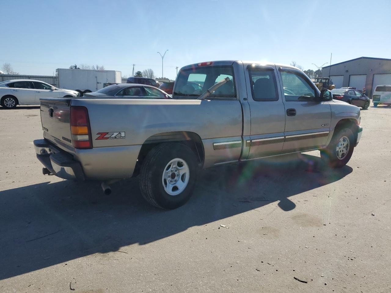 2001 Chevrolet Silverado - Image 3