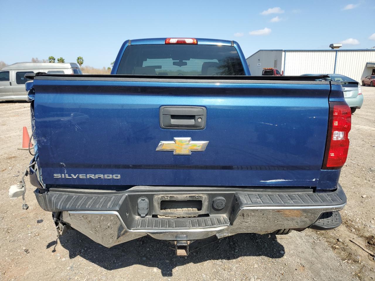 2015 Chevrolet Silverado - Image 6