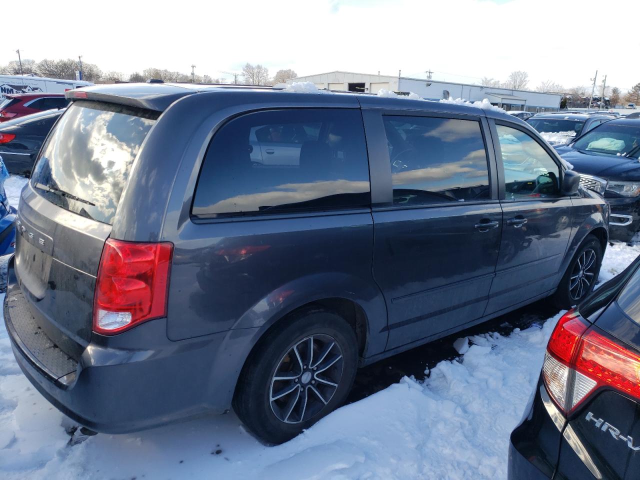 2015 Dodge Caravan - Image 3