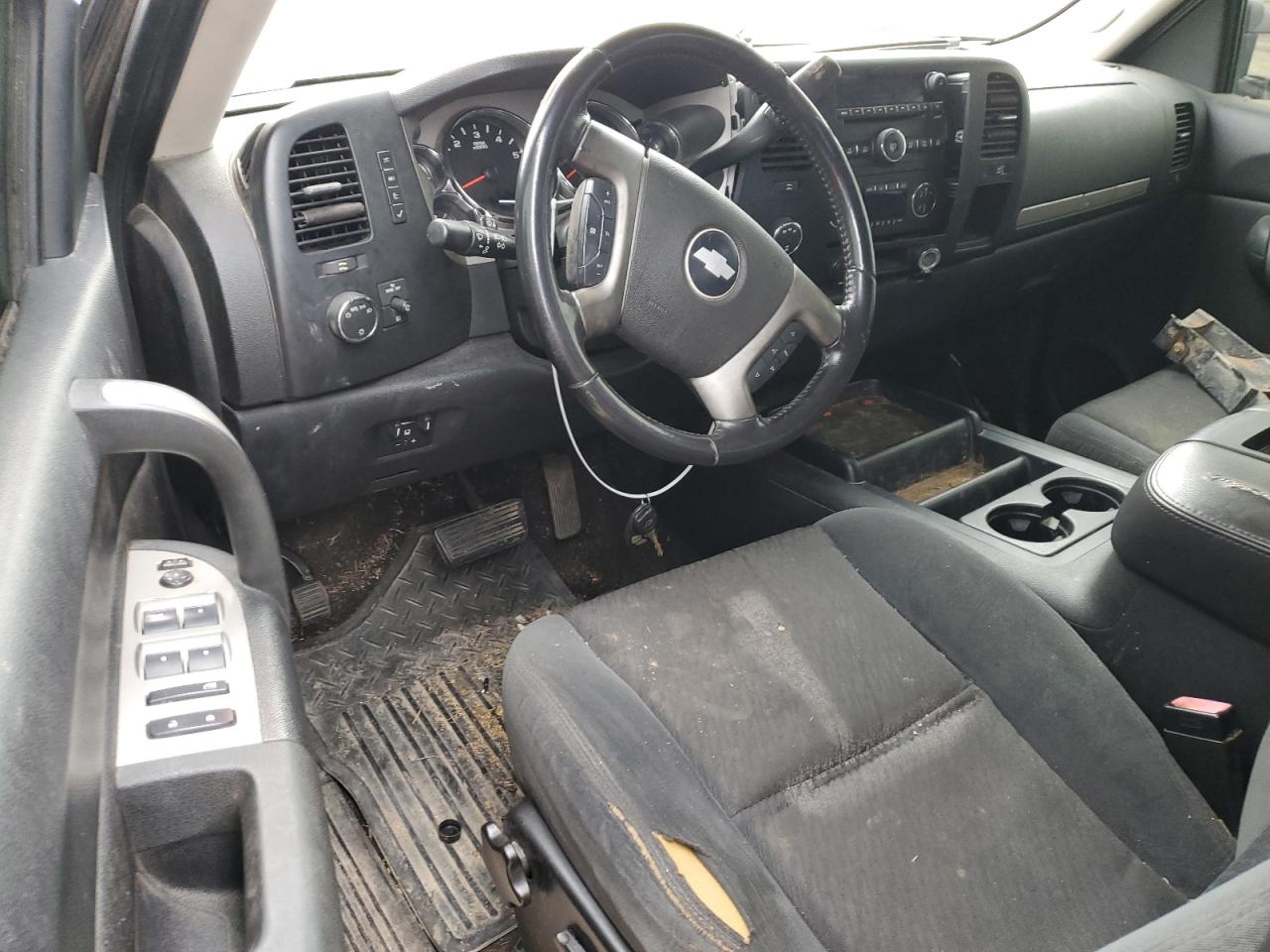 2008 Chevrolet Silverado - Image 8
