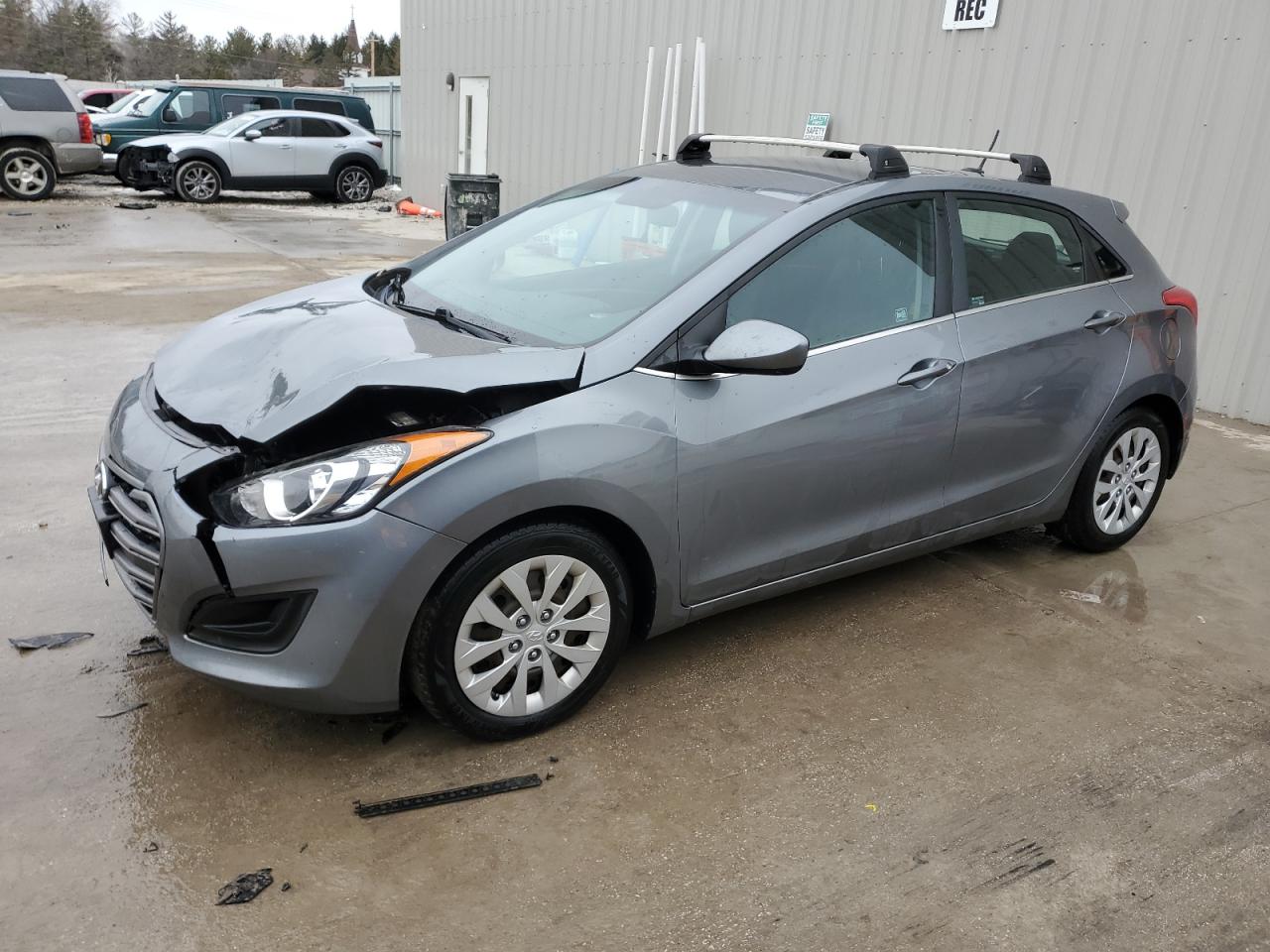 2016 Hyundai Elantra - Image 1
