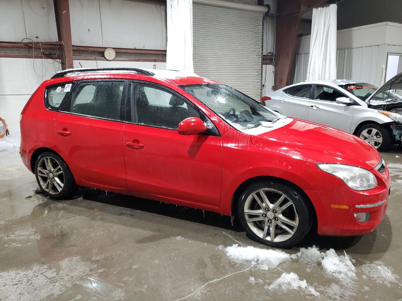 2010 Hyundai Elantra - Image 4