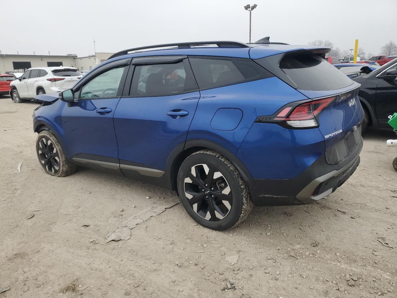 2023 Kia Sportage - Image 2