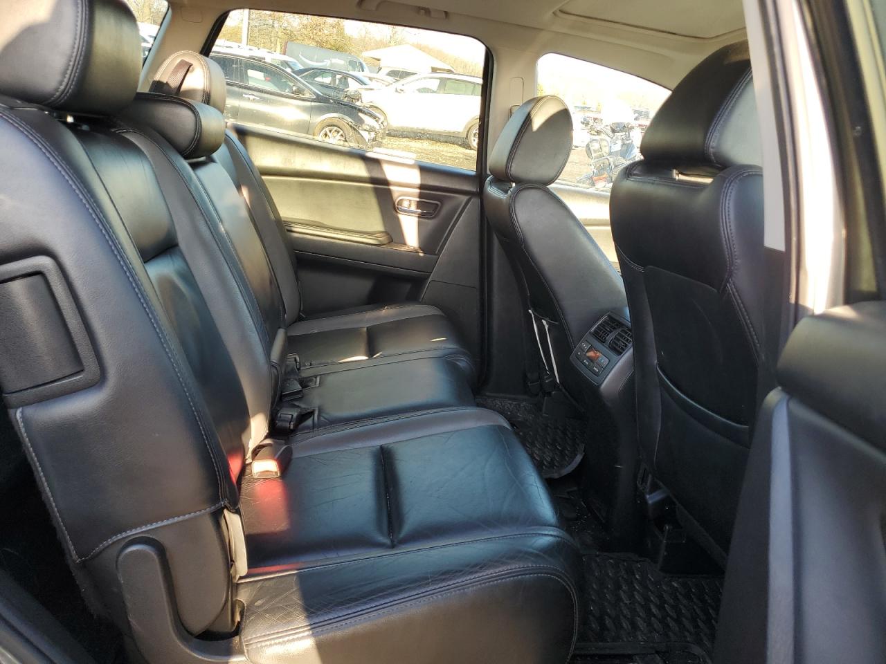 2011 Mazda CX-9 - Image 11