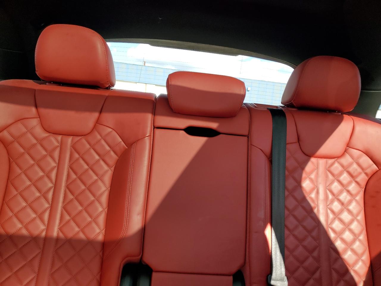 2018 Audi SQ5 - Image 10