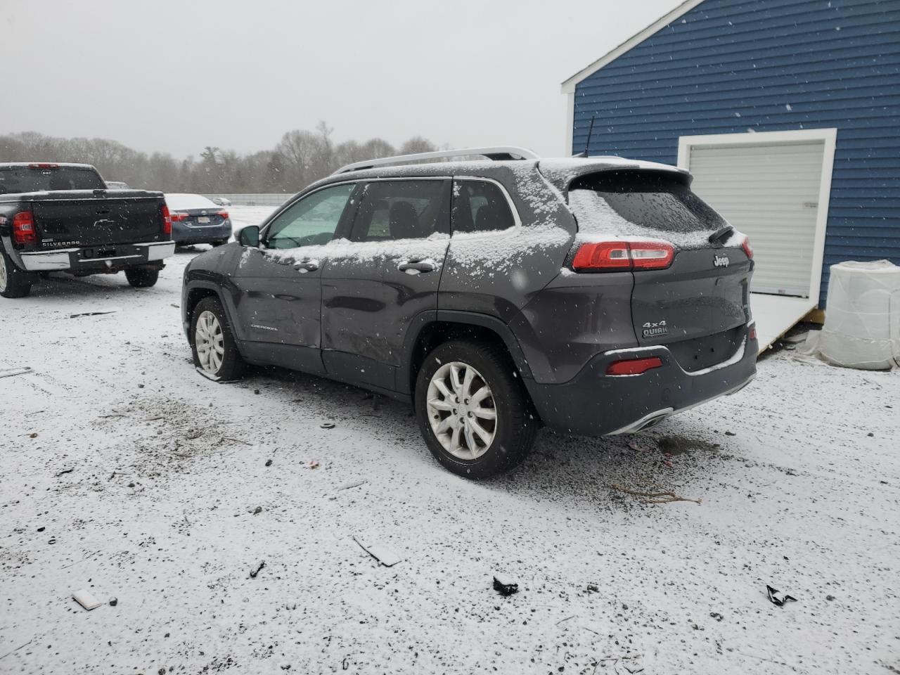 2017 Jeep Grand Cherokee - Image 2
