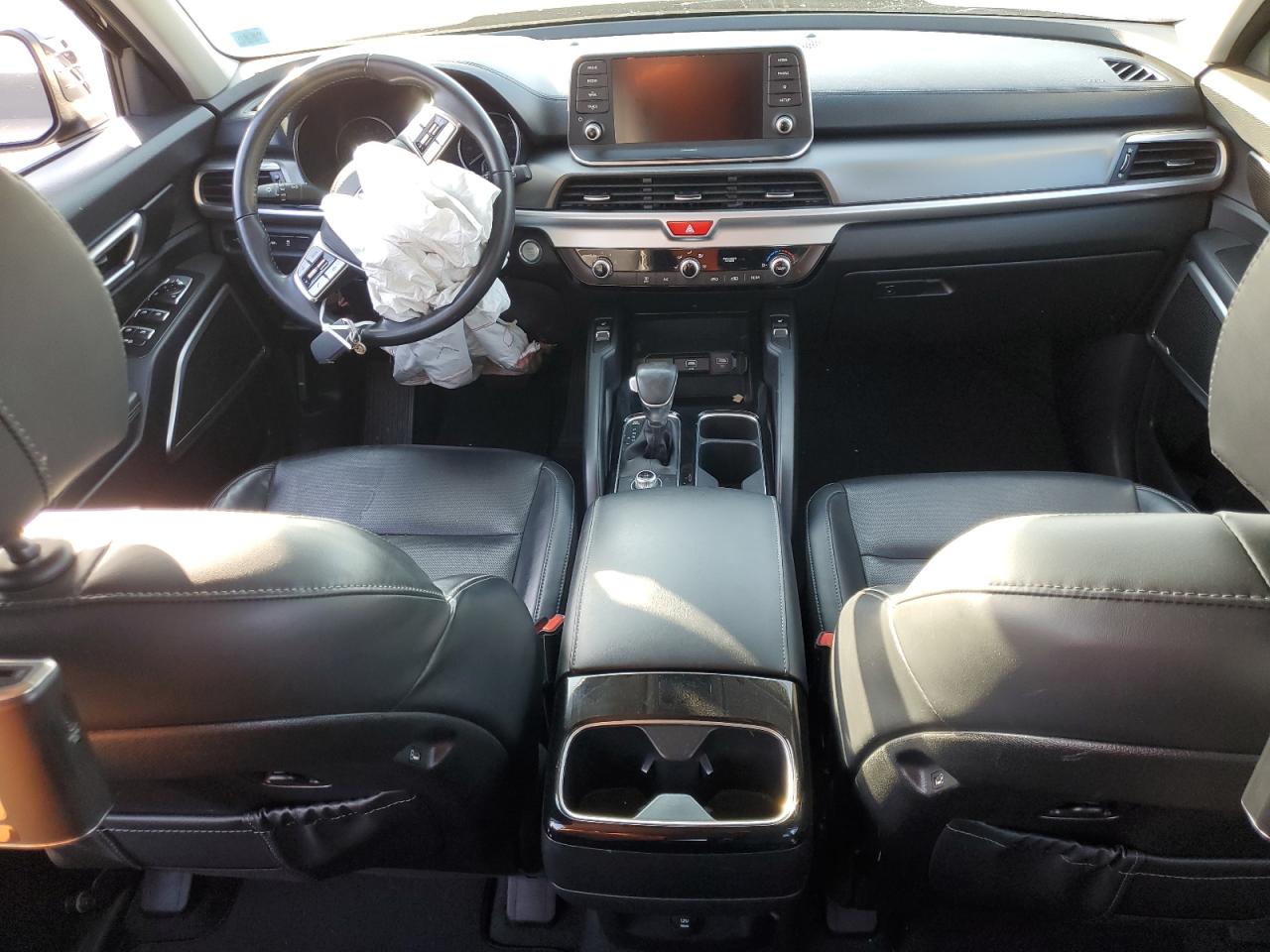 2021 Kia Telluride - Image 8