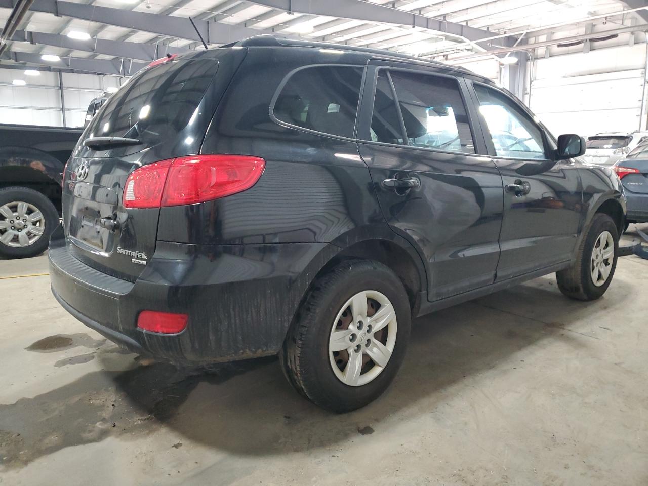 2009 Hyundai Santa Fe - Image 3