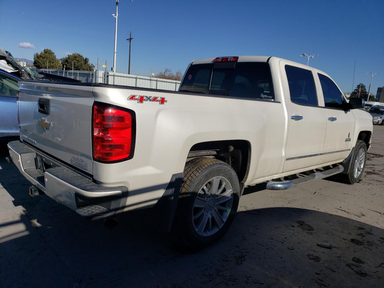 2014 Chevrolet Silverado - Image 3