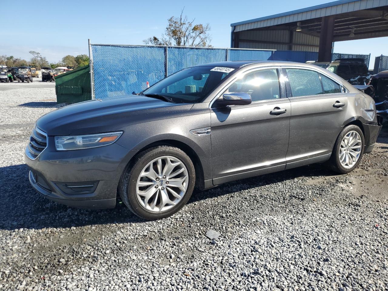 2015 Ford Taurus - Image 1