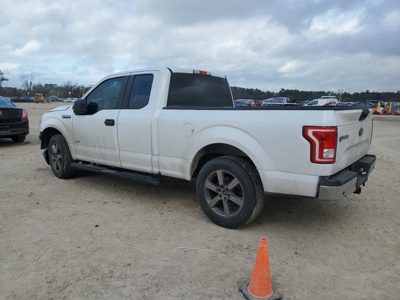 2016 Ford F-150 - Image 2