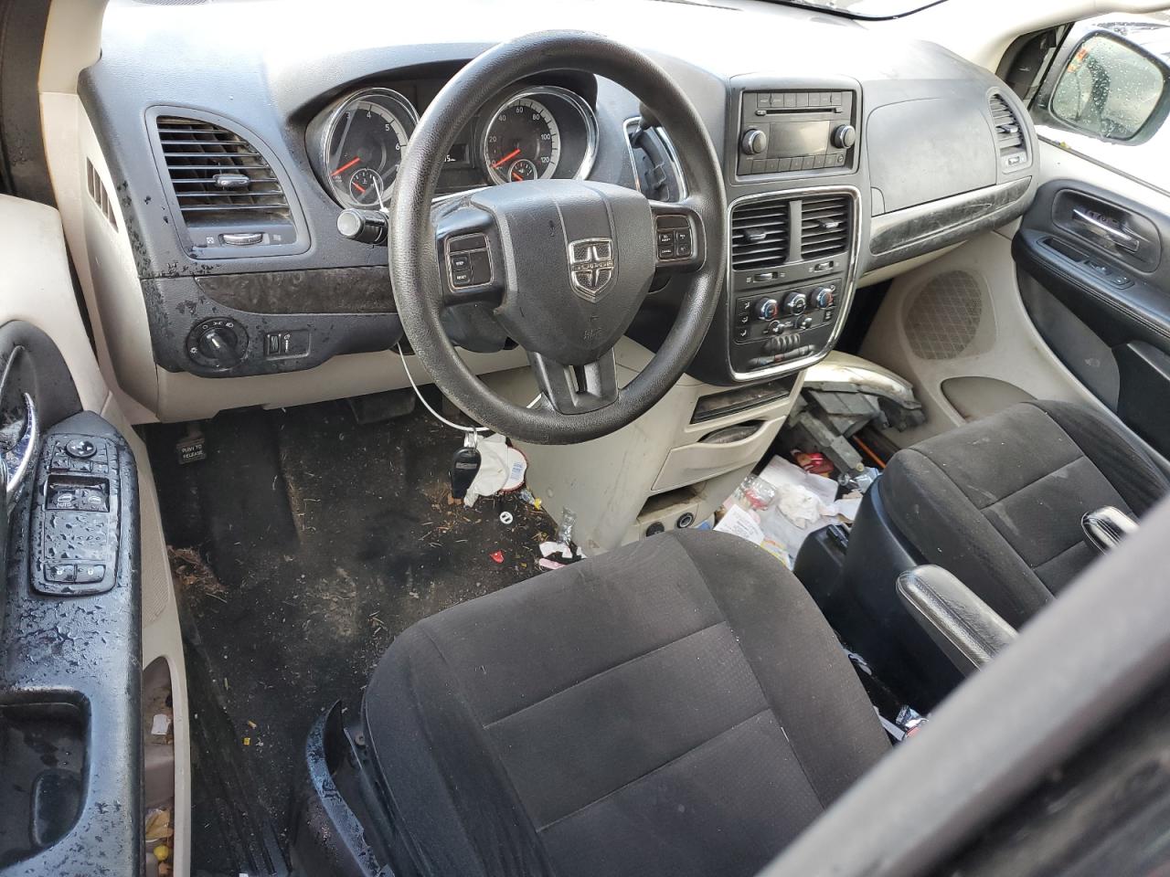 2013 Dodge Caravan - Image 8