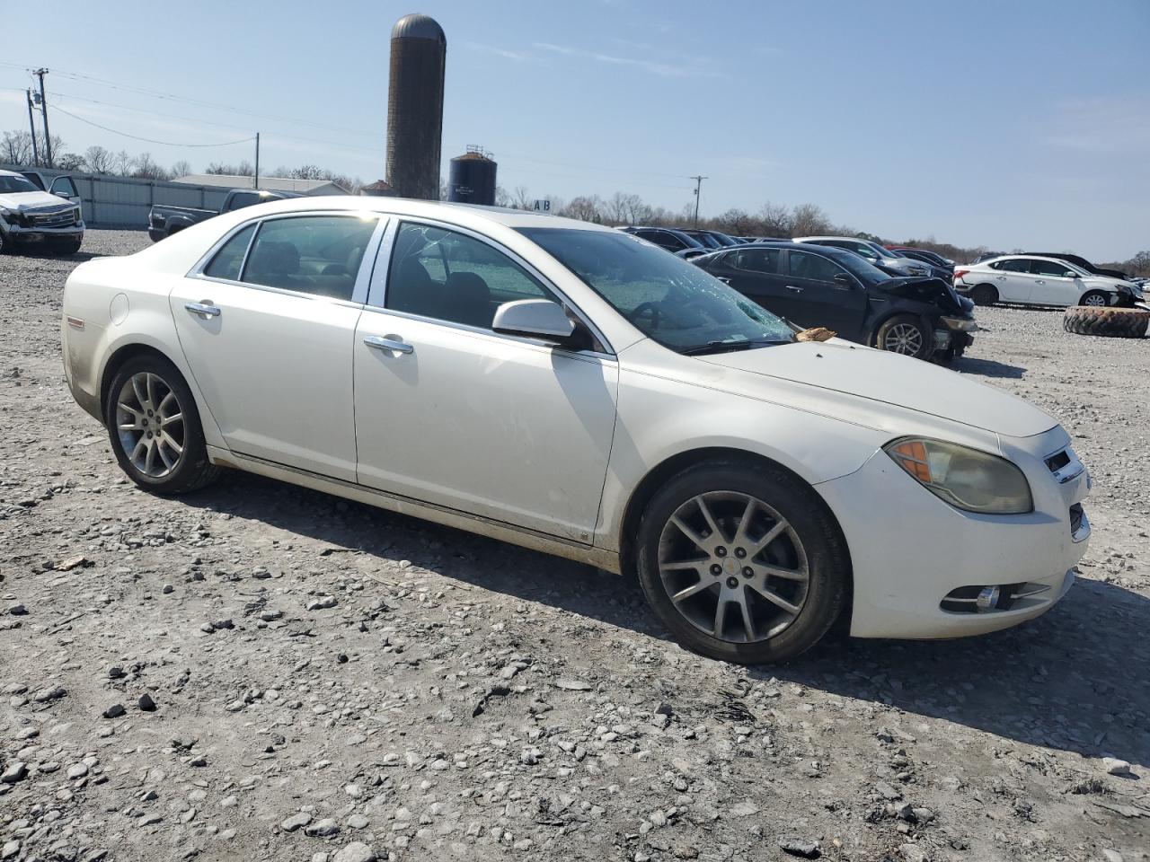 2010 Chevrolet Malibu - Image 4