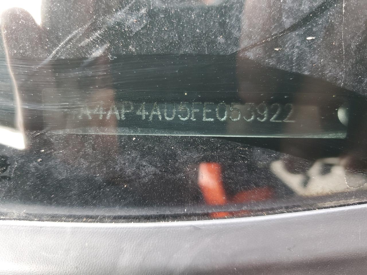 2015 Mitsubishi Outlander - Image 12