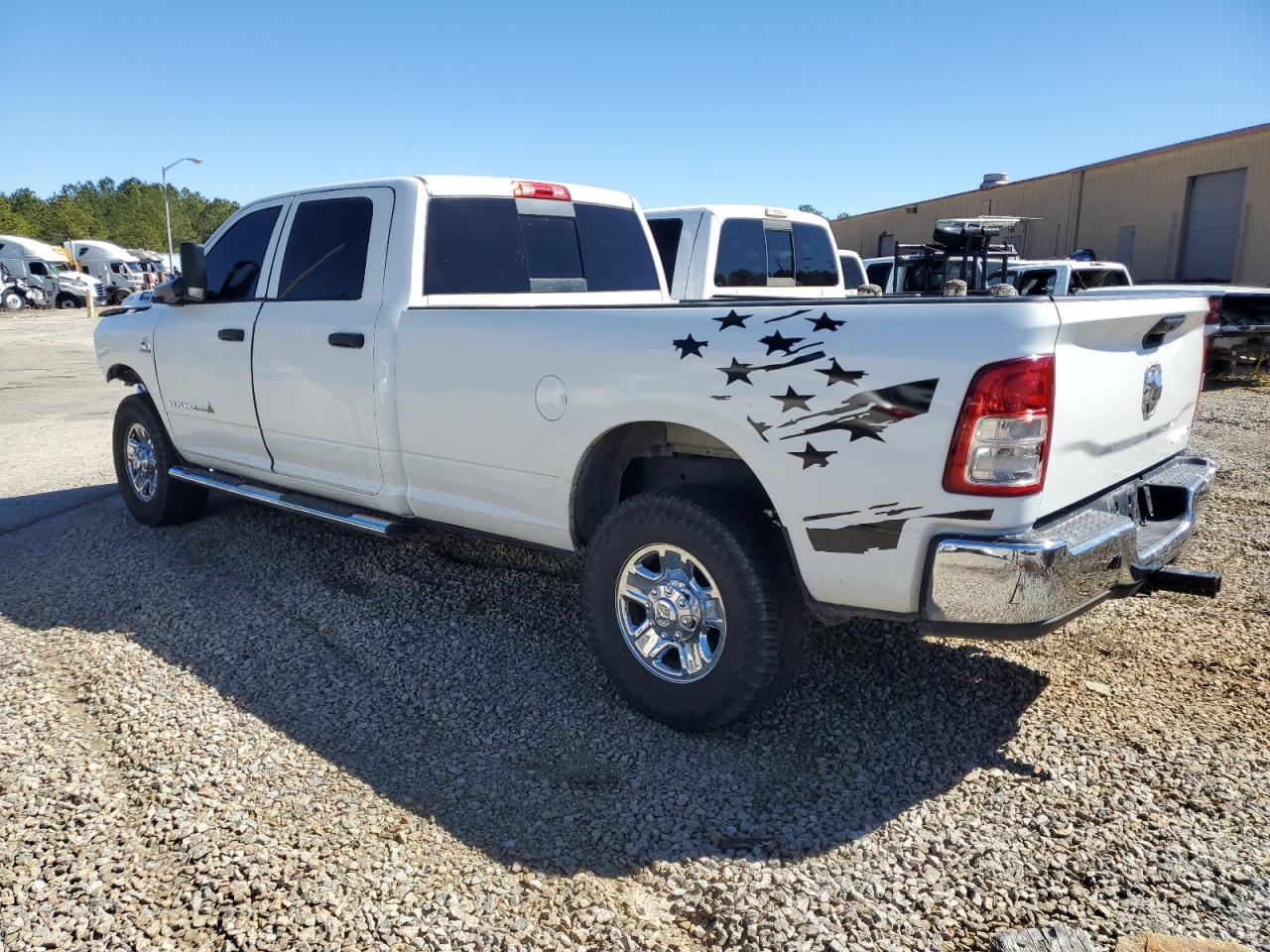 2019 RAM 3500 - Image 3