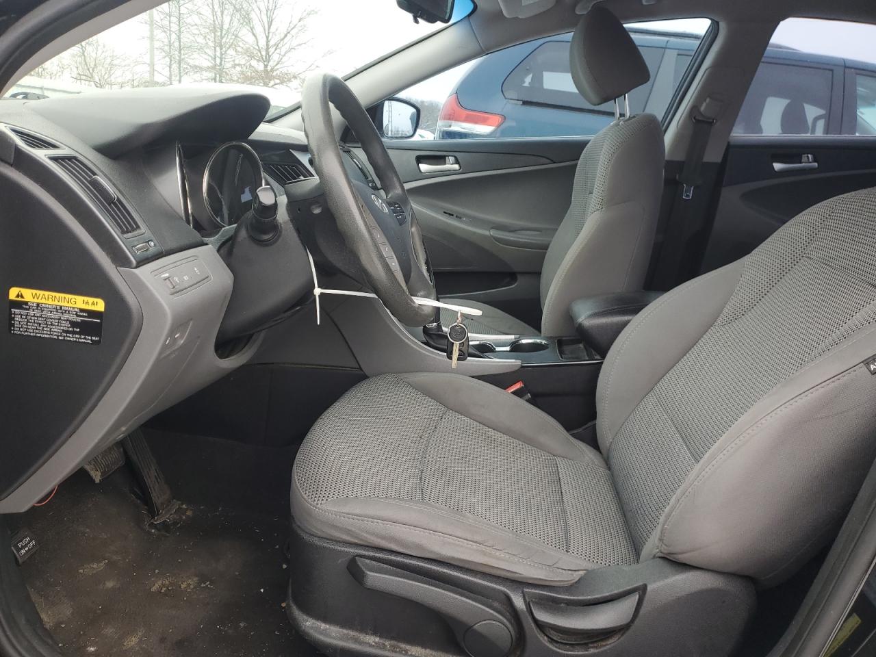 2012 Hyundai Sonata - Image 7