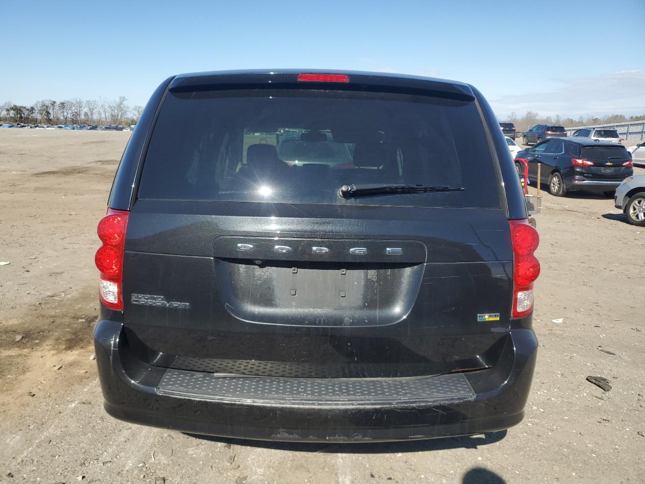 2019 Dodge Caravan - Image 6