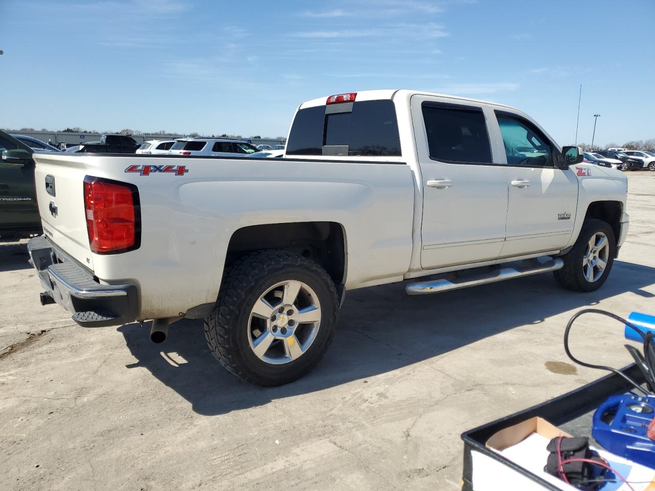 2015 Chevrolet Silverado - Image 3
