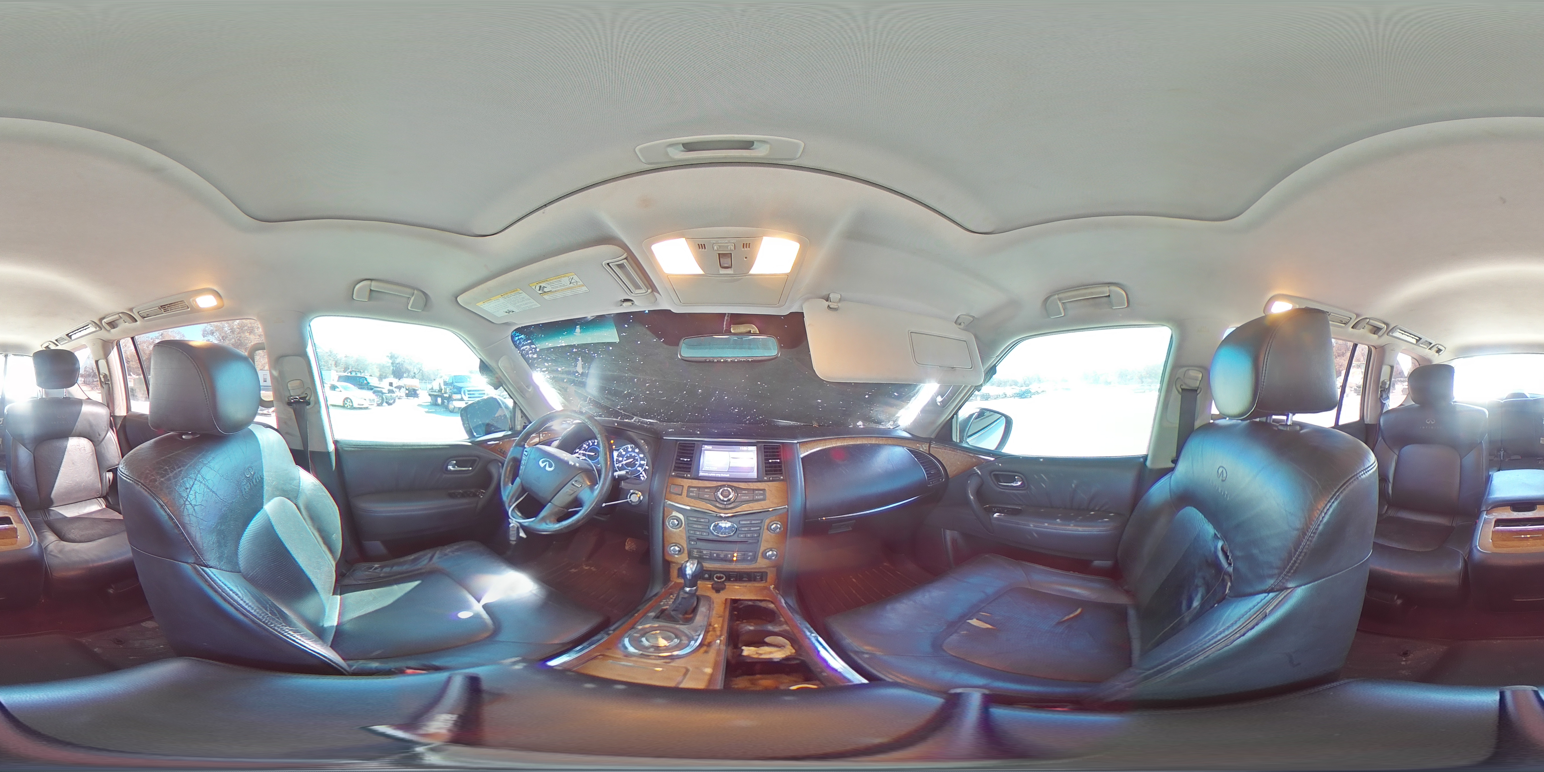 2012 Infiniti QX56 - Image 15