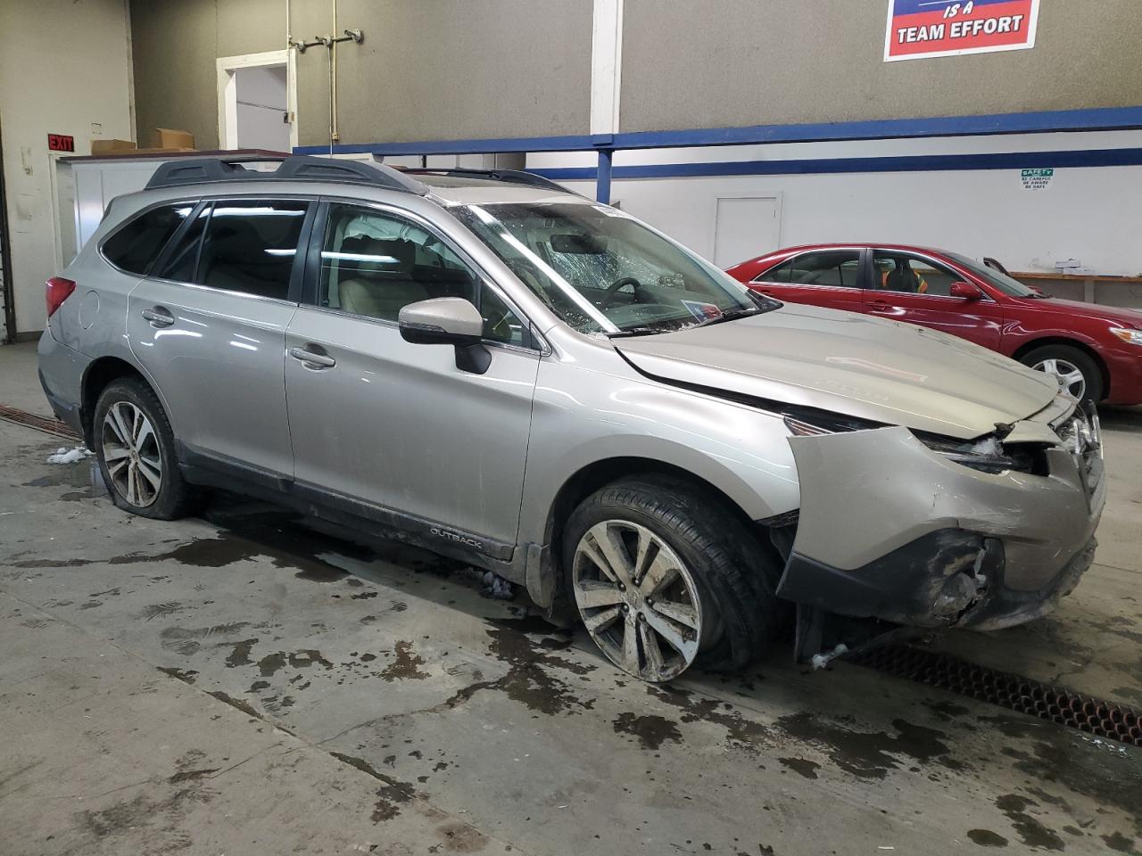2018 Subaru Outback - Image 4