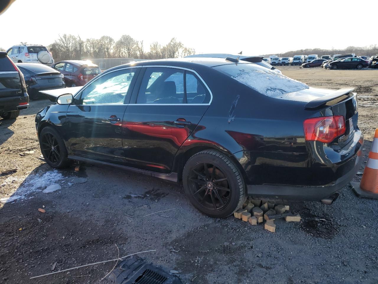 2006 Volkswagen Jetta - Image 2