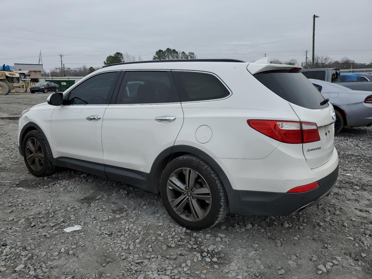 2014 Hyundai Santa Fe - Image 2