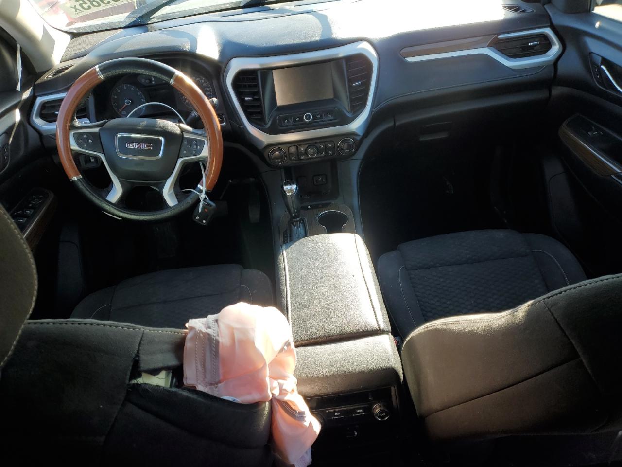 2019 GMC Acadia - Image 8
