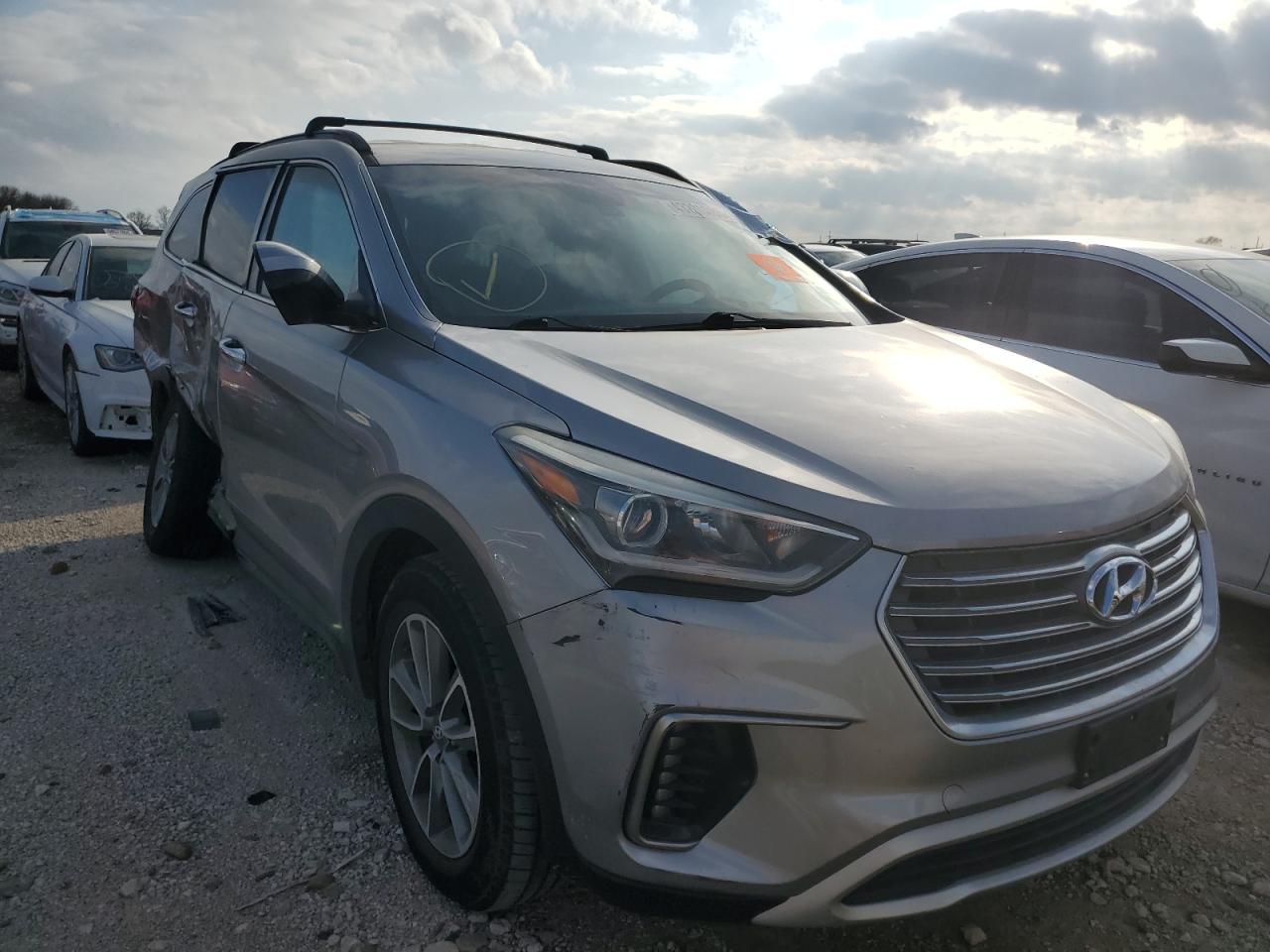 2018 Hyundai Santa Fe - Image 4