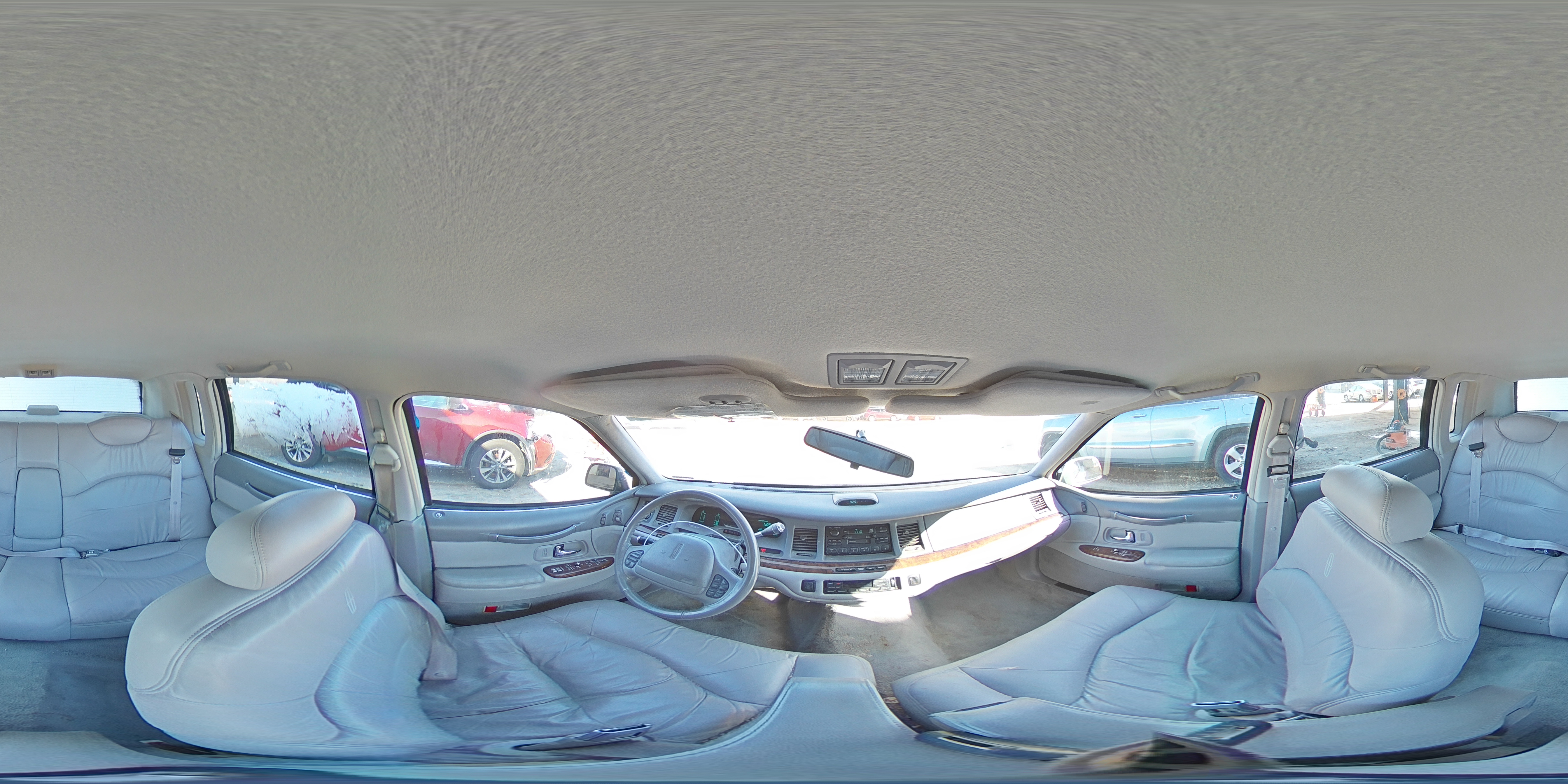 1997 Lincoln Town Car - Image 13