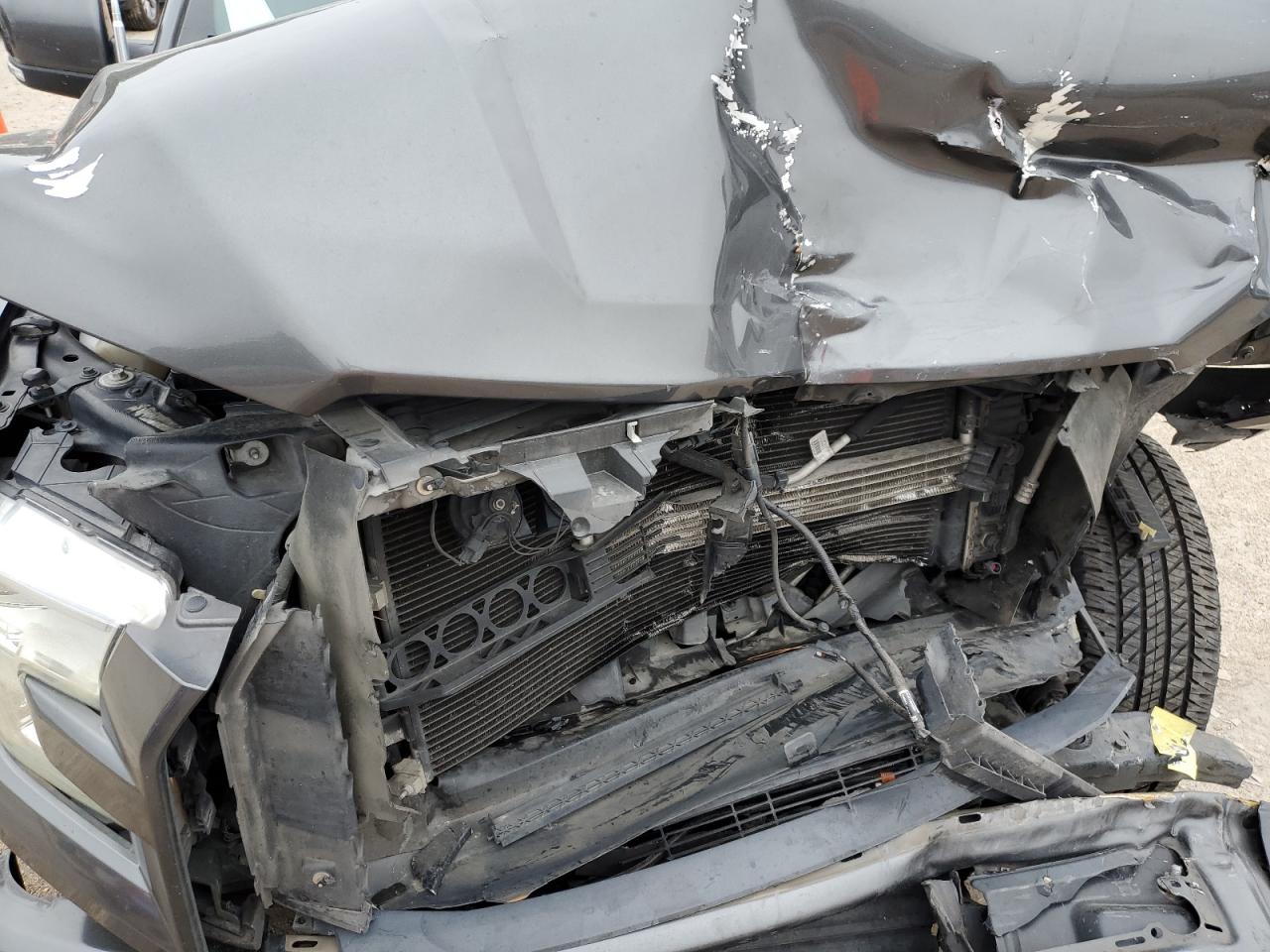 2015 Ford F-150 - Image 12