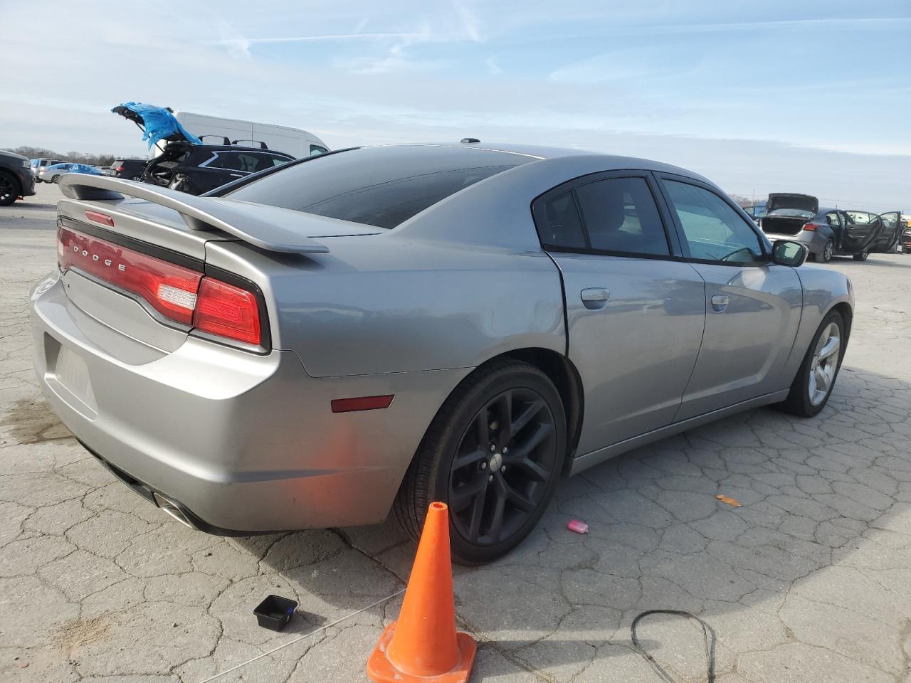 2014 Dodge Charger - Image 3