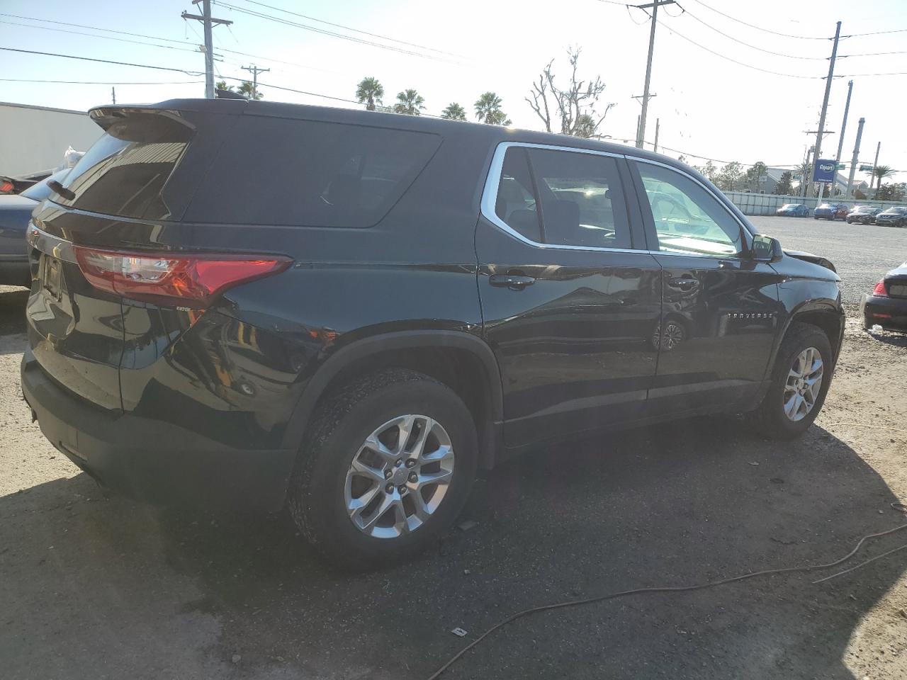 2019 Chevrolet Traverse - Image 3