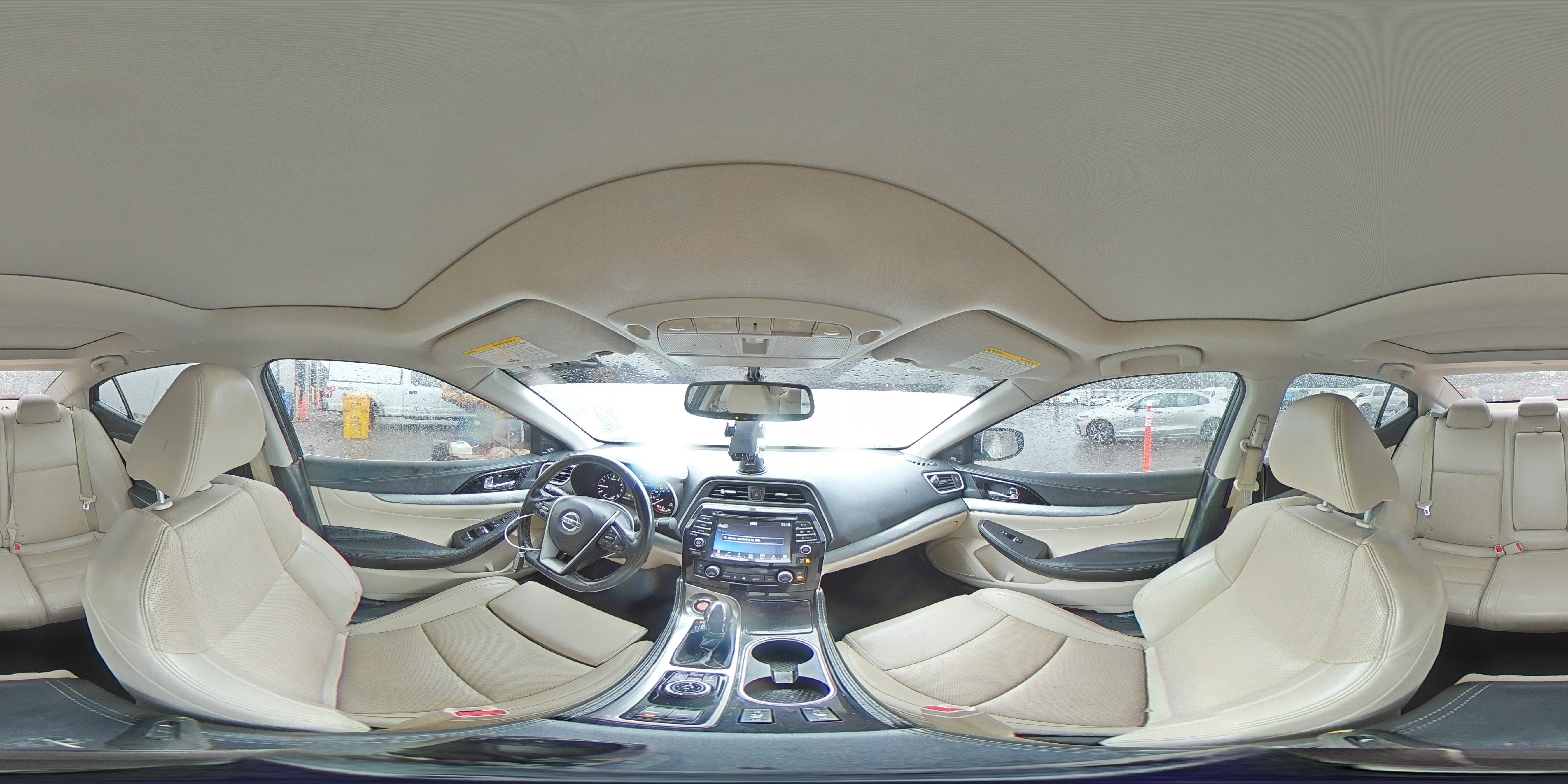 2017 Nissan Maxima - Image 13