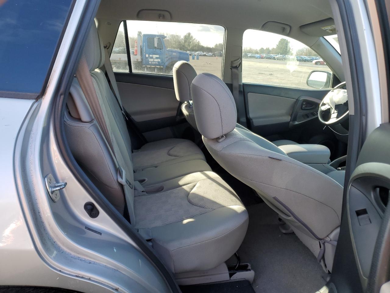 2012 Toyota RAV 4 - Image 11