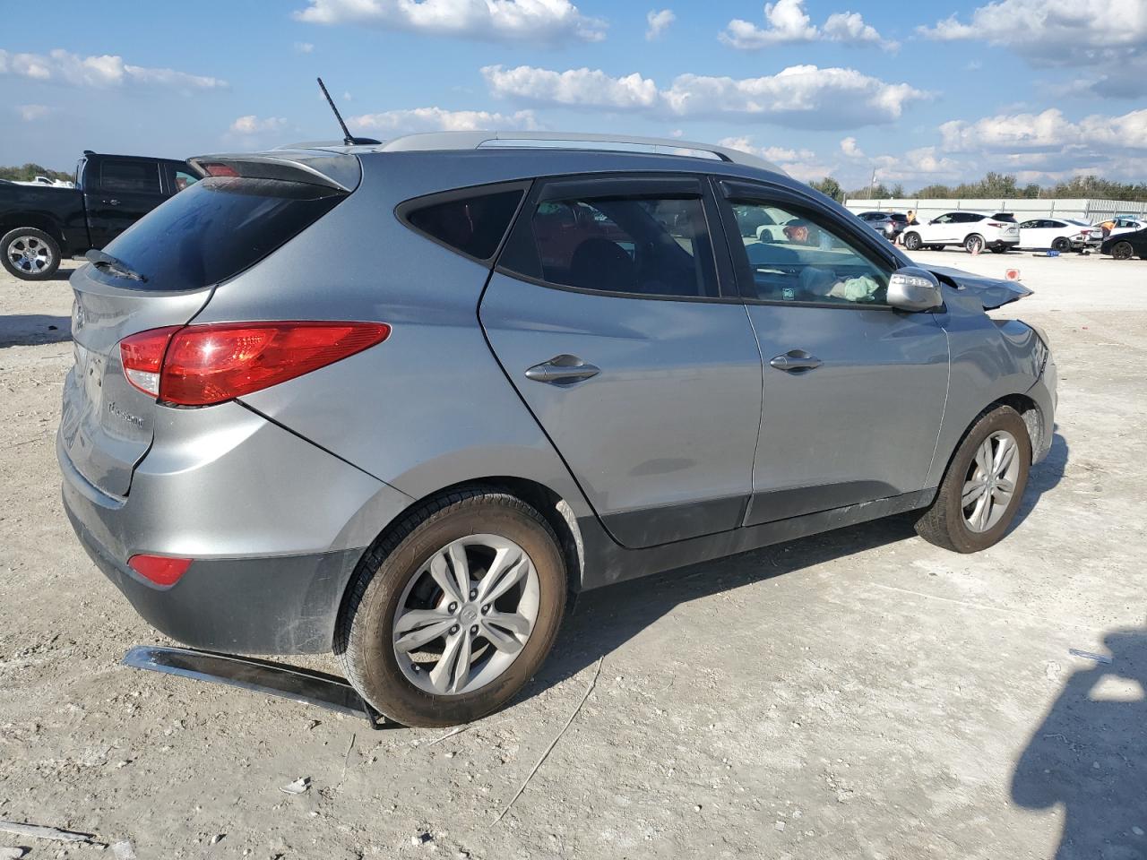2013 Hyundai Tucson - Image 3