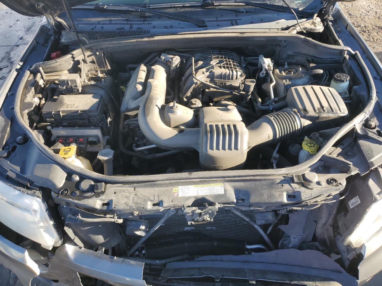 2012 Jeep Grand Cherokee - Image 12