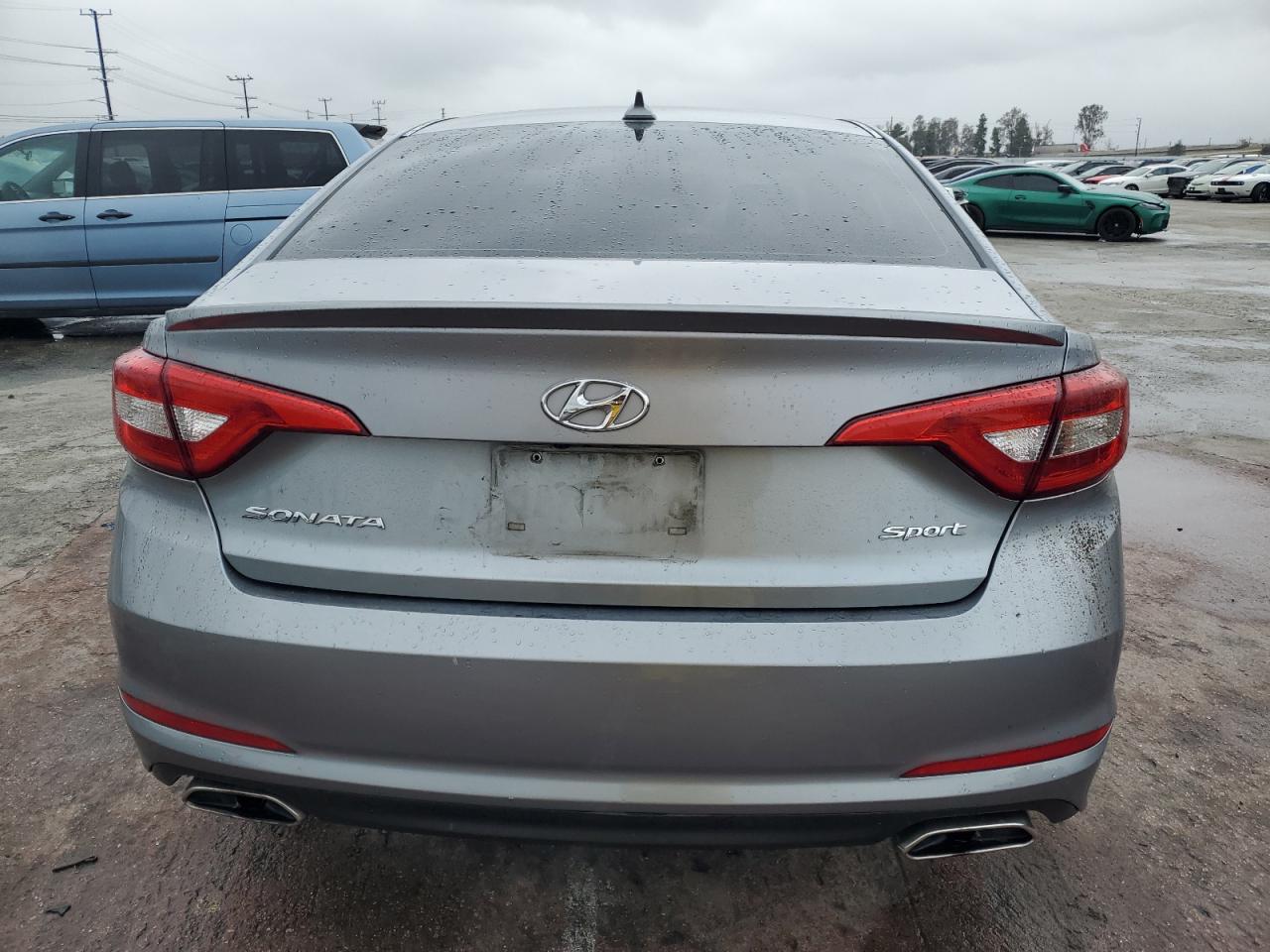 2015 Hyundai Sonata - Image 6