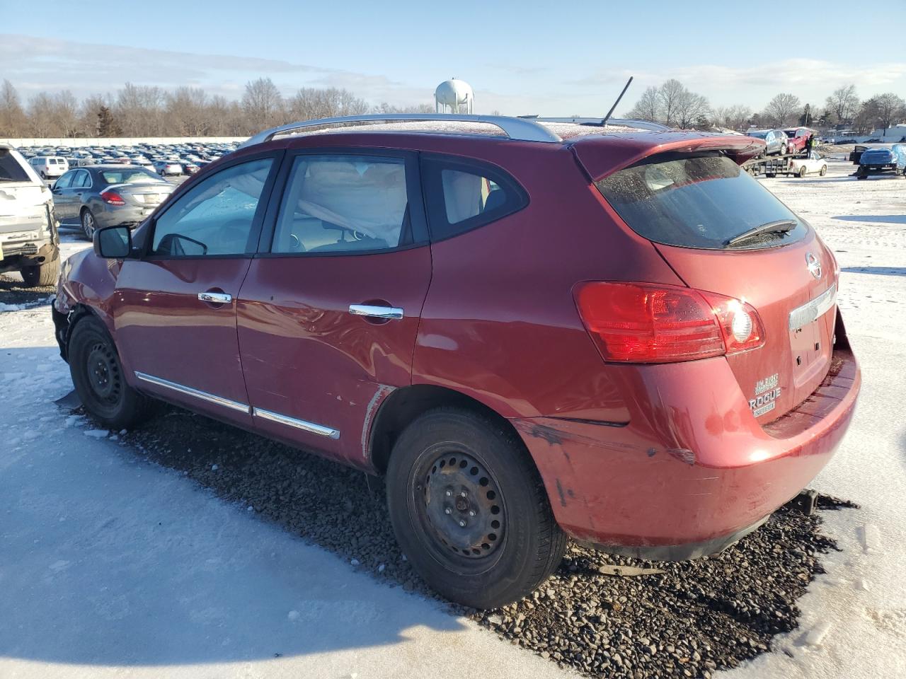 2015 Nissan Rogue - Image 2