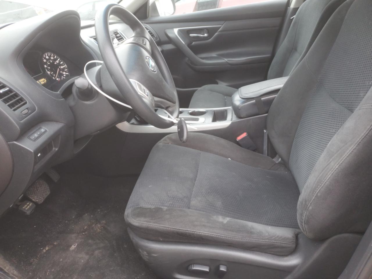 2015 Nissan Altima - Image 7